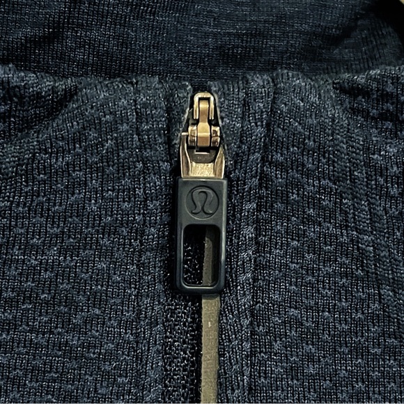 Lululemon Metal Vent Tech 1/2 Zip 2.0 Mineral Blue True Navy Men’s Workout Sz M - Picture 7 of 9